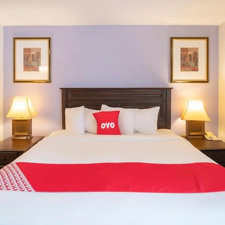 Hotel Oyo Townhouse Houston Airport North Exteriér fotografie
